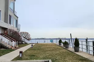 5 Landing Wy, Bronx, NY 10464 - Photo 5