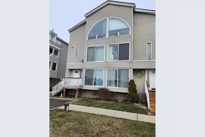 5 Landing Way #59, Bronx, NY 10464 - Photo 1