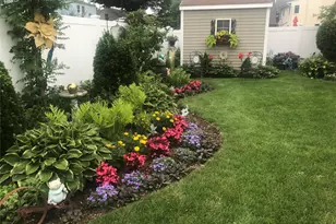 2002 Murray Pl, Merrick, NY 11566 - Photo 35