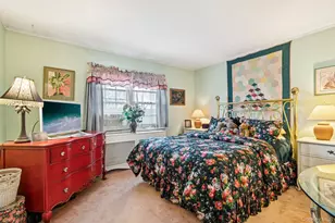 2002 Murray Pl, Merrick, NY 11566 - Photo 15