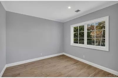 156 W Broadway #3, Port Jefferson, NY 11777 - Photo 15