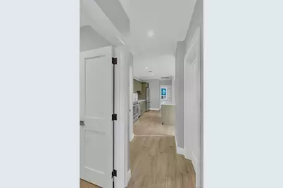 156 W Broadway #3, Port Jefferson, NY 11777 - Photo 3