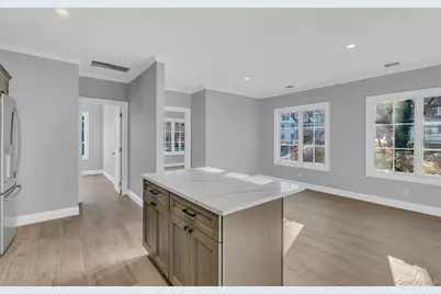 156 W Broadway #3, Port Jefferson, NY 11777 - Photo 7