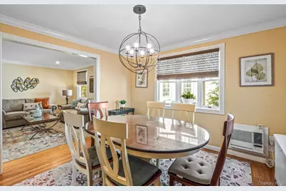 256 Garfield Avenue, Mineola, NY 11501 - Photo 7