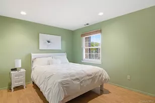 54 Southgate Cir, Massapequa Park, NY 11762 - Photo 27