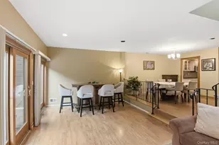 54 Southgate Cir, Massapequa Park, NY 11762 - Photo 9