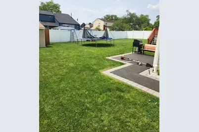 160 Bark Avenue, Central Islip, NY 11722 - Photo 7