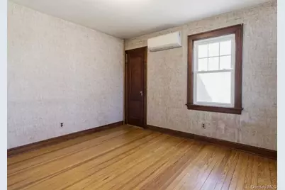 126 Grant Street, Centerport, NY 11721 - Photo 13