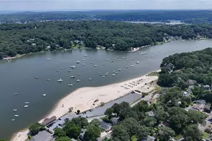 126 Grant St, Centerport, NY 11721 - Photo 21