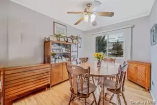 43 E June St, Lindenhurst, NY 11757 - Photo 23