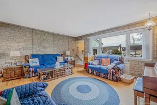 43 E June St, Lindenhurst, NY 11757 - Photo 15