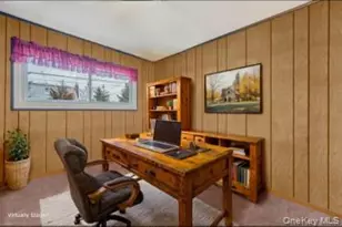 43 E June St, Lindenhurst, NY 11757 - Photo 27