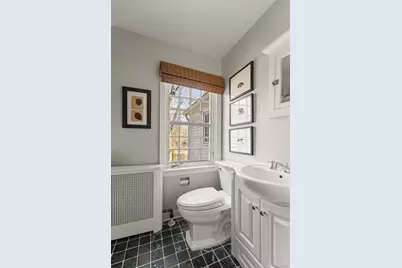 147 Valley Stream Road E, Larchmont, NY 10538 - Photo 29