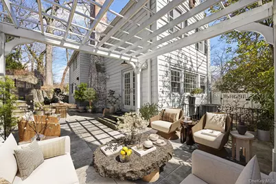 147 Valley Stream Road E, Larchmont, NY 10538 - Photo 31