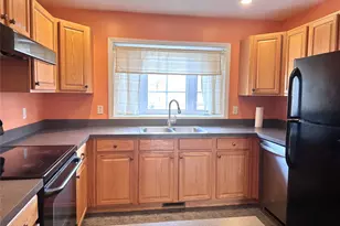 4806 Ridgecrest Dr, Wappingers Falls, NY 12590 - Photo 9