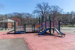 15-31 144th St, Whitestone, NY 11357 - Photo 31