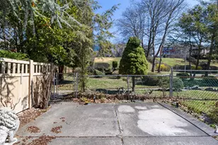 15-31 144th St, Whitestone, NY 11357 - Photo 35