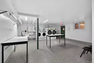 1 Toms Point Ln, Port Washington, NY 11050 - Photo 27