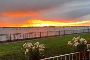 1 Toms Point Ln, Port Washington, NY 11050 - Photo 37