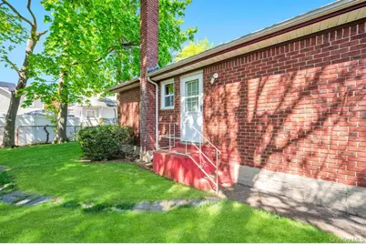 245 Lawson Street, Hempstead, NY 11550 - Photo 9