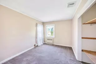 245 Lawson St, Hempstead, NY 11550 - Photo 25