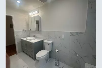 12 Parkdale Drive, Farmingdale, NY 11735 - Photo 13