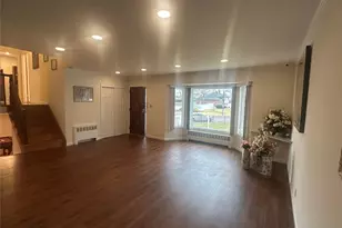 12 Parkdale Dr, Farmingdale, NY 11735 - Photo 7