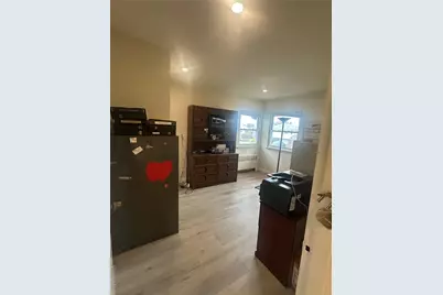 12 Parkdale Drive, Farmingdale, NY 11735 - Photo 11