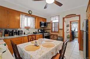 61-07 56th St, Maspeth, NY 11378 - Photo 9