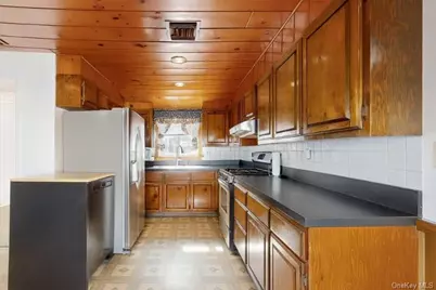 D132 Edgewater #D, Bronx, NY 10465 - Photo 9