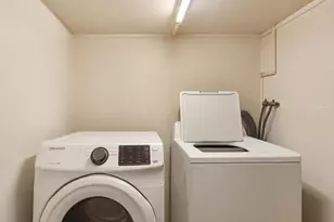 D132 Edgewater, Bronx, NY 10465 - Photo 7