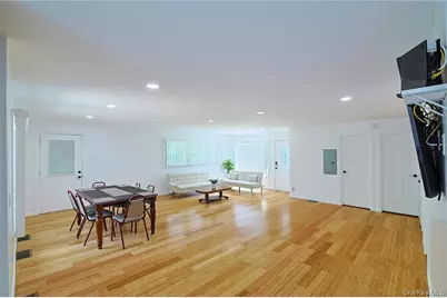 28 Cottage Street W, Wurtsboro, NY 12790 - Photo 13