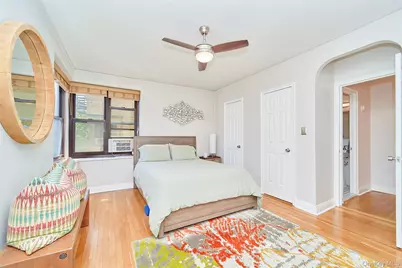 2962 Decatur Avenue #4D, Bronx, NY 10458 - Photo 17