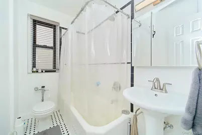 2962 Decatur Avenue #4D, Bronx, NY 10458 - Photo 19