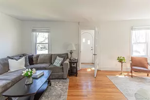 459 Bronxville Rd, Bronxville, NY 10708 - Photo 3