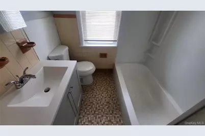 174 South Avenue #Apt 2, Poughkeepsie, NY 12601 - Photo 17