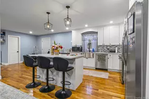 1 Linden St, Coram, NY 11727 - Photo 5