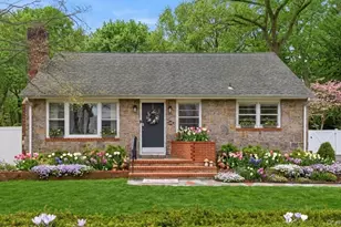 205 4th St, East Northport, NY 11731 - Photo 3