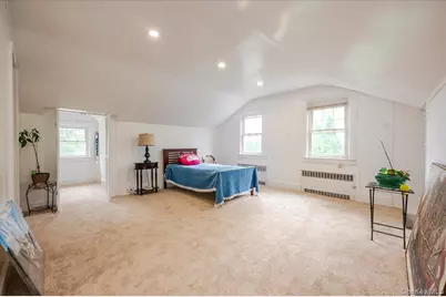 57 Carol Street, Lynbrook, NY 11563 - Photo 15