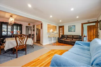 57 Carol Street, Lynbrook, NY 11563 - Photo 7