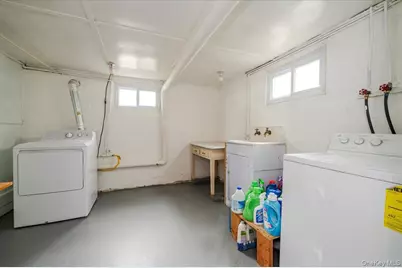 57 Carol Street, Lynbrook, NY 11563 - Photo 19