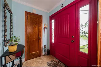 57 Carol Street, Lynbrook, NY 11563 - Photo 3