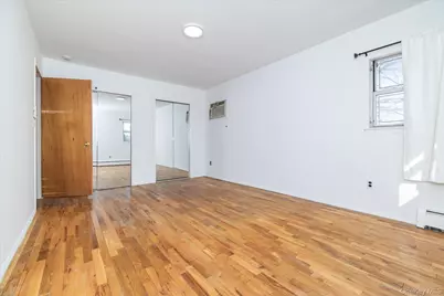 112 Chestnut Street, Lynbrook, NY 11563 - Photo 13