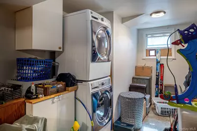 67 Duell Road, White Plains, NY 10603 - Photo 19