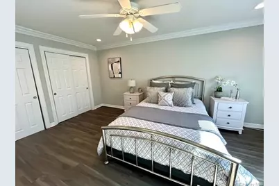 11 South Saxon Avenue #3E, Bay Shore, NY 11706 - Photo 7