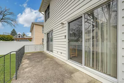 97 Bradley Road, Scarsdale, NY 10583 - Photo 23