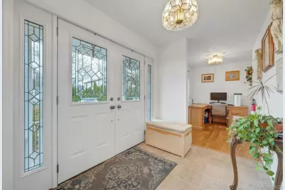 97 Bradley Road, Scarsdale, NY 10583 - Photo 3