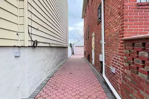 52-57 84th St, Elmhurst, NY 11373 - Photo 17