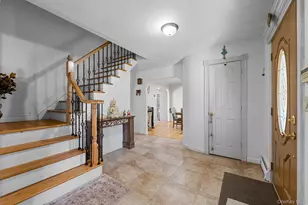 19 Austin Ln, East Northport, NY 11743 - Photo 7