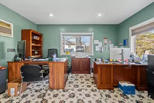 19 Austin Ln, East Northport, NY 11743 - Photo 17